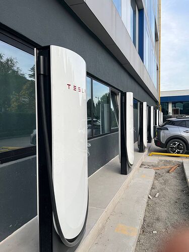 WhatsApp Image 2025-11-20 at 16.19.42