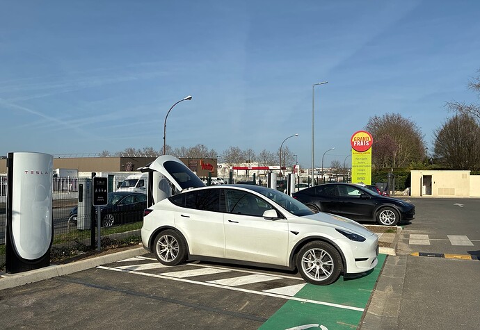 4696 - Tesla Livry 3