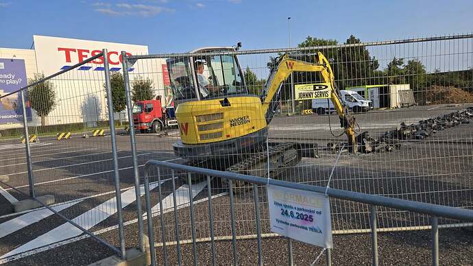 528577531_10230277219295444_5305609181040011145_n