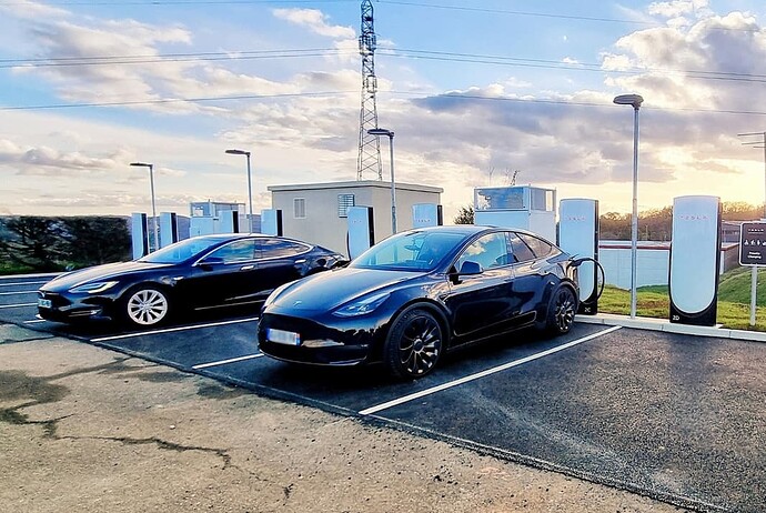 4489 - Tesla Figeac 3