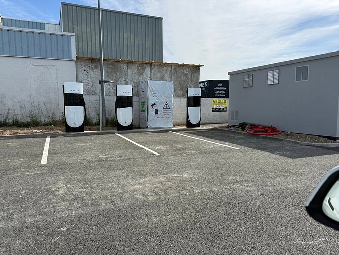 4866 - Tesla - Vaux-sur-Mer (Grand Frais) 2