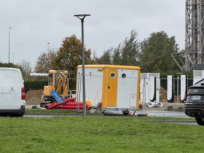 4348 - Tesla Roissy 2