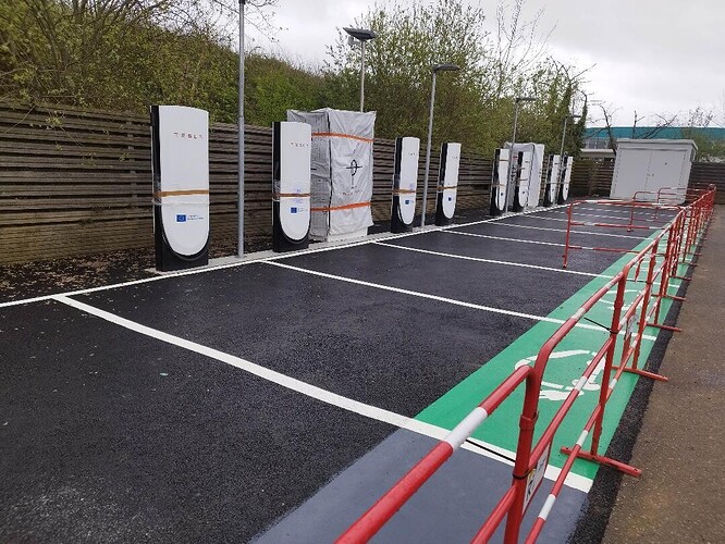 4818 - Tesla - Coignières (Grand Frais) 2